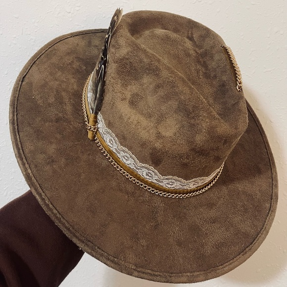 Custom made hat! - Picture 2 of 3